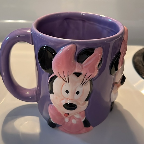 Vintage Disney Mickey & Minnie Mouse mugs. Never used. - Picture 8 of 13